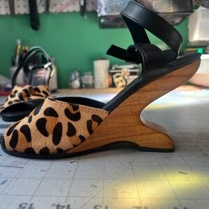 Lucky Lou Boom Boom Wedge in Black Leather and Leopard